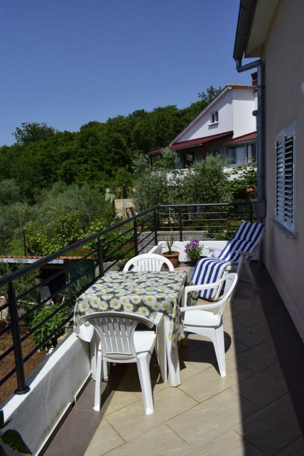 Apartment Lucy Bajcici Esterno foto